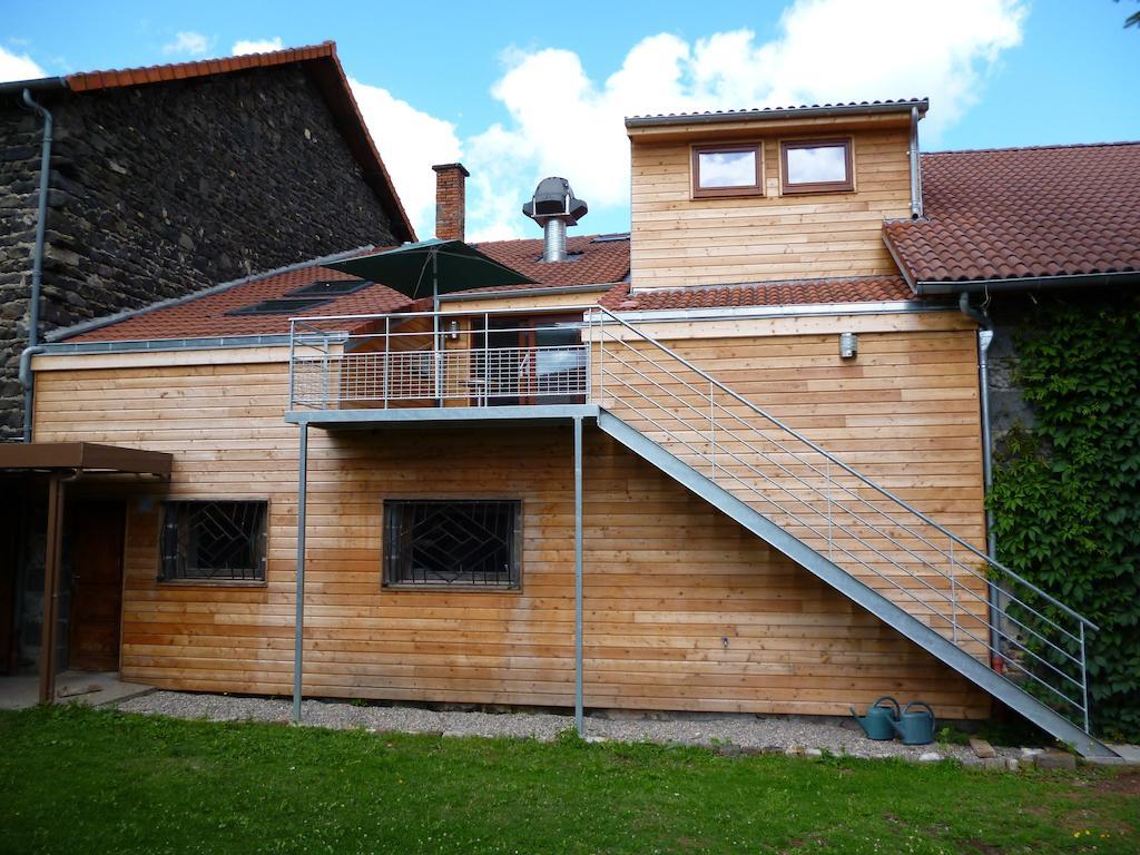 Le Gite De L'Ours Saint-Ours  Habitación foto